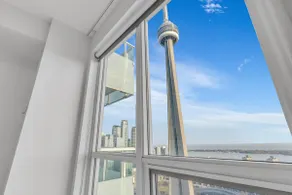 Luxury CN Tower & Lake Views Penthouse Sleeps 10 - Image 5