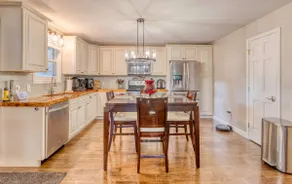 Hiawassee Hideaway: Mnt Retreat with Tesla Charger - Image 5