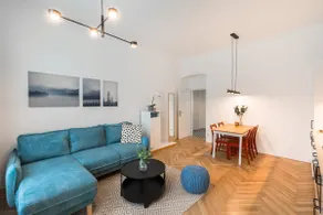 Urban one-bedroom apartment - Image 2