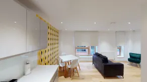 2 Bedroom 2 bathroom 5 people @ MCR City Centre - Image 4