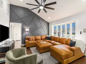Stunning w/King Beds, Hot Tub, Sauna, By PV Shops - Image 2