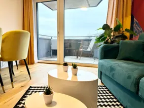 Creative apartment with balcony - Image 2