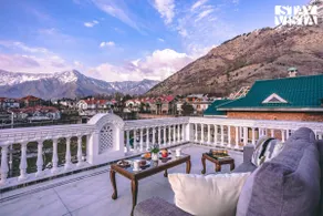 5BR|Luxury|StayVista| Midsummer Moon@Kashmir Haven - Image 4
