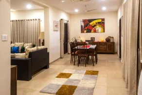 The Ambassador's Residence:Lakeside Villa in Kochi - Image 5