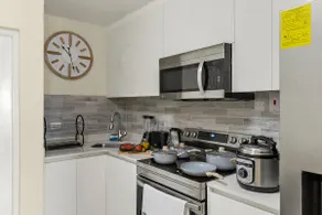 Oceanfront 2BR with Pool & Breathtaking Views - Image 5