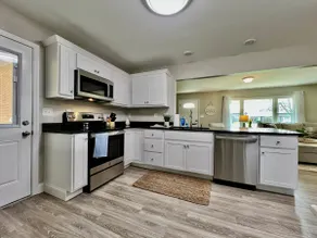New remodel exquisite master suite Trenton, Ohio - Image 5