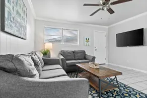 The Nestled Nook Near Entertainment District - Image 4