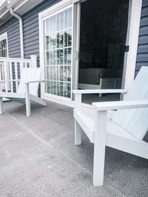 Cozy Coastal Haven: Beach Community Charm - Image 5