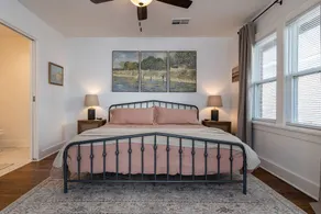 Cozy Guest Apt w/King Bed-Walk to Plaza District! - Image 2