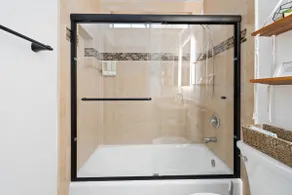 Soak & Stay | 3BR + Hot Tub & Chill Vibes - Image 4
