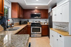 Soak & Stay | 3BR + Hot Tub & Chill Vibes - Image 3