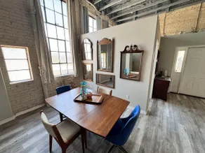 Jordan's Downtown Hideaway - Image 4