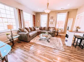 Cozy Upscale Apartment 1bd - Image 3