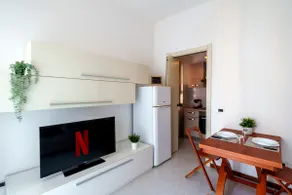 [Hospitals\Universities] San Matteo 2 min walk+A/C - Image 4