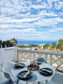 Sunshine Escape with ocean view - Image 4