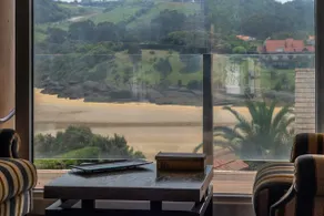 House with views - Image 3