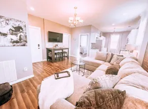 Downtown Upscale Apartment 1bd - Image 3