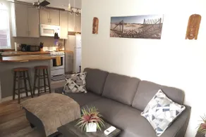 Cozy Cottage Guesthouse - Image 5