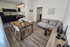 2 Suites, 2 Bathrooms: Boutique Home | La Porta in Città - Image 4