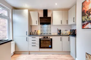 Stylish Victorian house, close to City Centre - Image 4