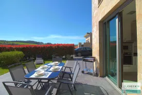 El Chalet de Lola - Image 2