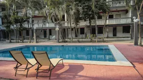 Private apartment w/ pool and close to beach - Image 2