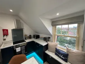 Stylish Loft Apartment | Central Melton | Parking - Image 5