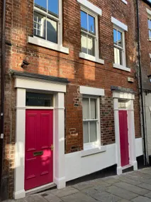Entire Private flat in Sheffield City Centre - Image 3