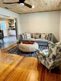 3BR pool home, close to fishing, navy base & ocean - Image 4