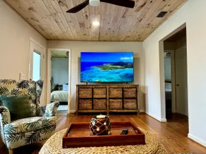 3BR pool home, close to fishing, navy base & ocean - Image 3