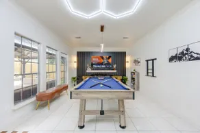 Houston Huge Pool, miniGolf, Katy Asian Town, King - Image 5