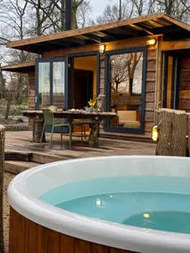 Woodland Cabin with hot tub - Image 2