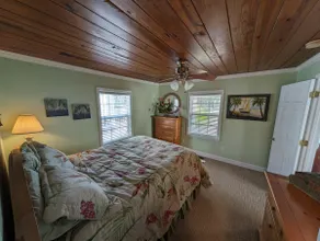 Cute Beachy Bungalow - Image 5