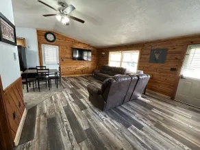 Small Town Lodge - Annapolis, MO Black River - Image 5