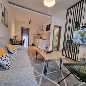 CITY APARTMENT BB - Image 3