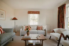 Trinity Farmhouse - Stunning House & Gardens! - Image 3