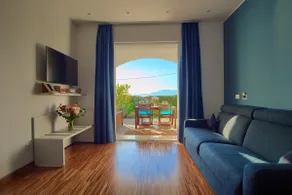 Two Bedroom Apartment with Pool, Jacuzzi, A/C, WiFi and Electric Bicycles - Image 5