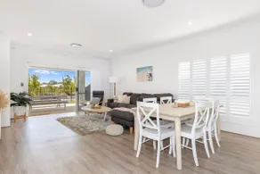 Newly Built Luxury Modern Home - Image 3