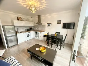 Apt On Cote D'Azur, Sea Views - Image 5