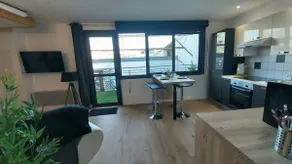 Apartment with air conditioning and terrace 11 m2 hyper-centre - Image 5