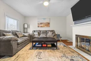Dog Friendly Creek-side Getaway - Image 4