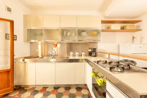 Apt with Washer, A/C and Free Parking 70sqm - Image 3