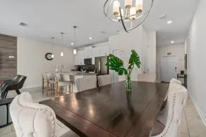 Comfy Townhome | 8 Min to Disney! - Image 5