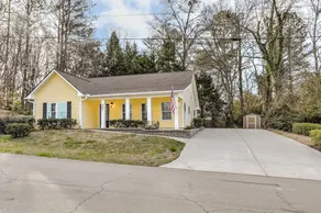 The Honeysuckle House, family & pet friendly - Image 2