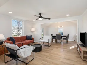 Dog Friendly KC stay | King Bed | Fenced Yard - Image 5