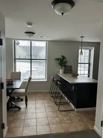 Bright and Beautiful 2 Bedroom Apt. in Rochester! - Image 3
