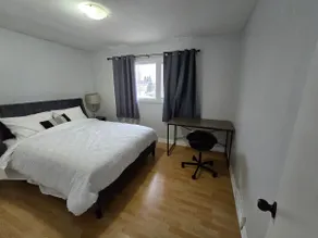 3 bedroom -Comfort House Near U of C - Image 4