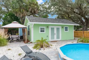 Sunset Bungalows Lil Green: Heated Pool, Beach, DT - Image 2