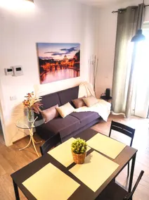 Michelangelo Airport Suite Room - Image 2