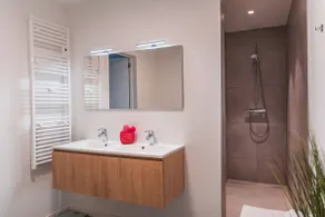 Flat White - Luxury apartment by the sea with terrace & parking - Image 5